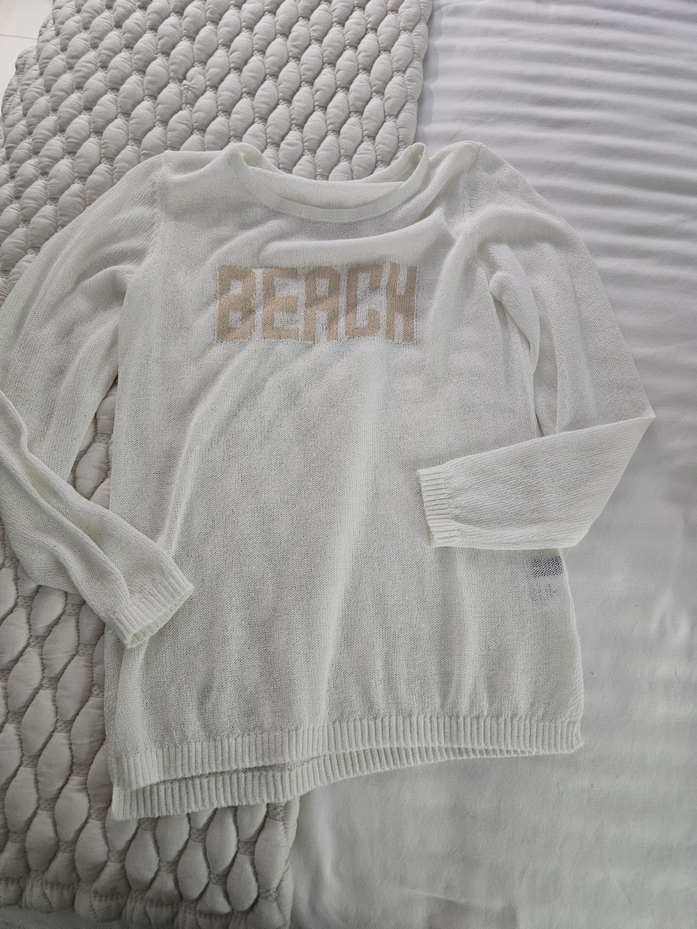 NWOT 'BEACH' Lightweight Knit Sweater
